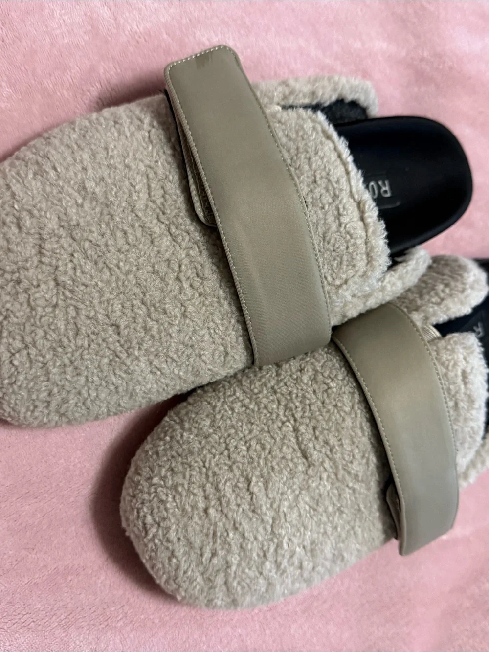 ROAM Fuzzy Loafer Cement